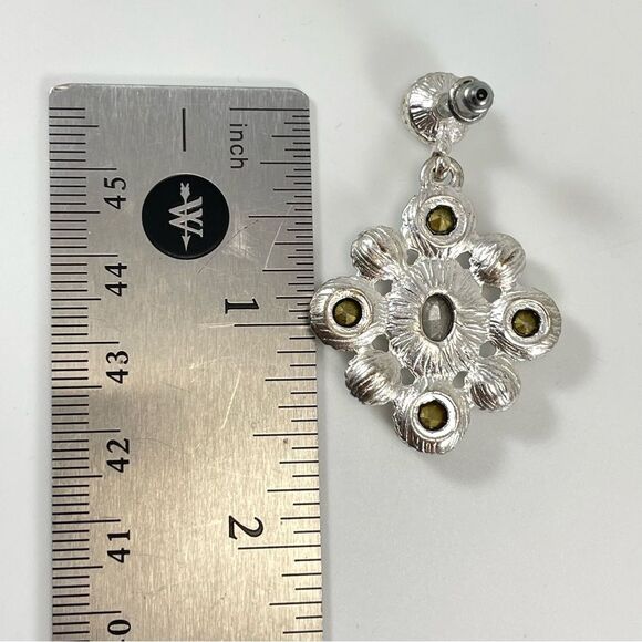 Bridal Silver Tone Glass Rhinestone Earrings Dangle Post Setting Elegant Sparkle - Picture 6 of 6